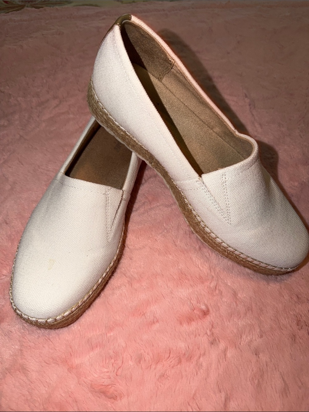 Dr. Scholl’s Off-White Canvas Espadrille Slip-Ons